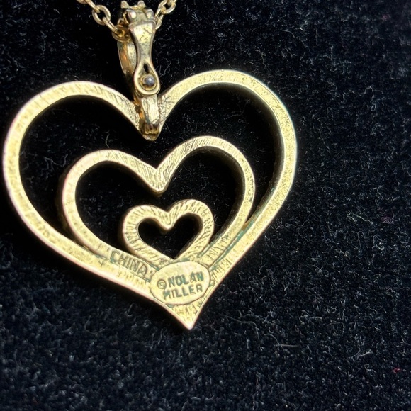 Nolan Miller Glamour Collection Gracious Heart Pendant Necklace 16” chain - Picture 6 of 9
